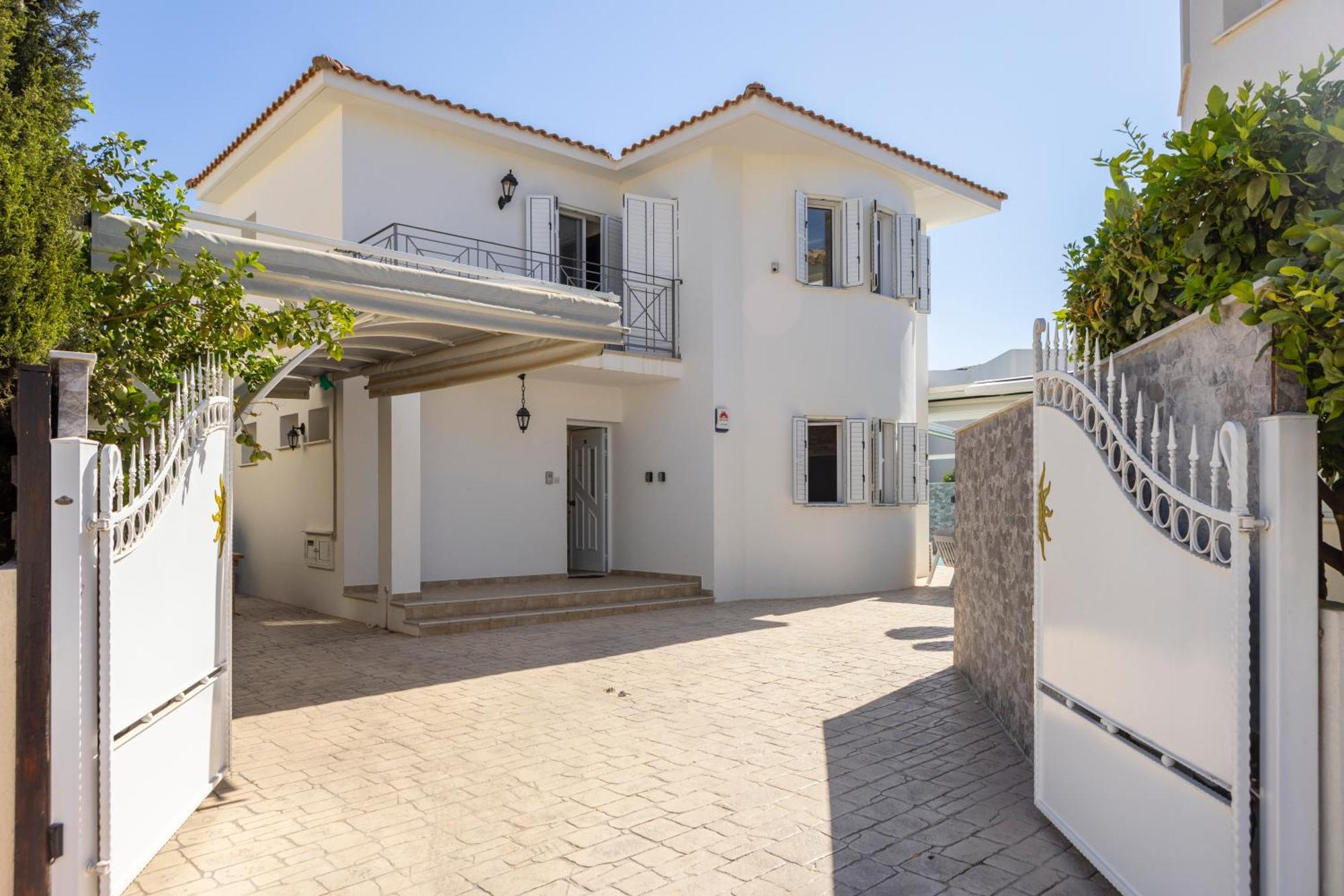 Accomoteleia Crystal Lagoon Villa Протарас Экстерьер фото